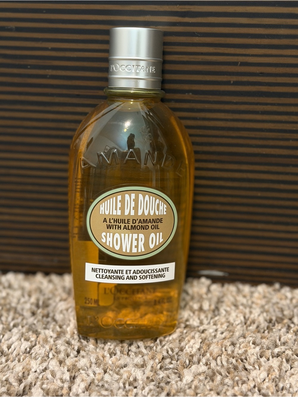 L'Occitane Almond Shower Oil - 250 ML 8.4 fl Oz